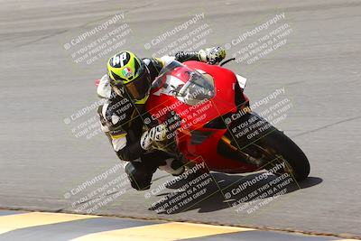 media/Apr-10-2022-SoCal Trackdays (Sun) [[f104b12566]]/Bowl (11am)/